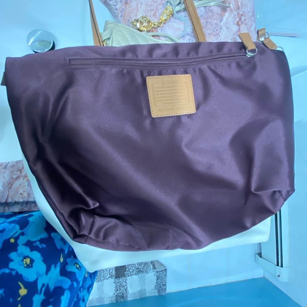 Beautiful Coach bag - Picture 8 of 8